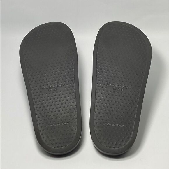 Givenchy Logo Pool Slides size 39 - Picture 11 of 13